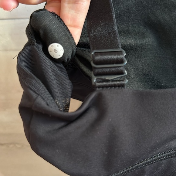 Lululemon Run/Train Bra - Picture 6 of 6